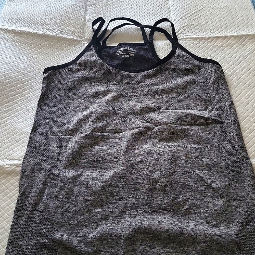 Tank top - Picture 2 of 6